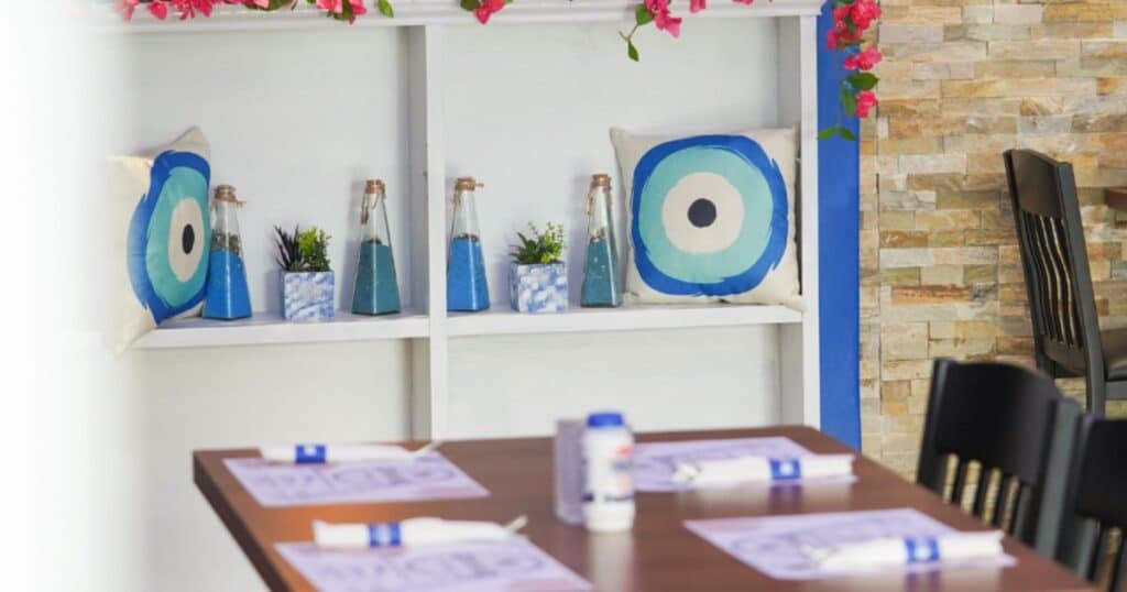 A Warm and Inviting Dining Experience