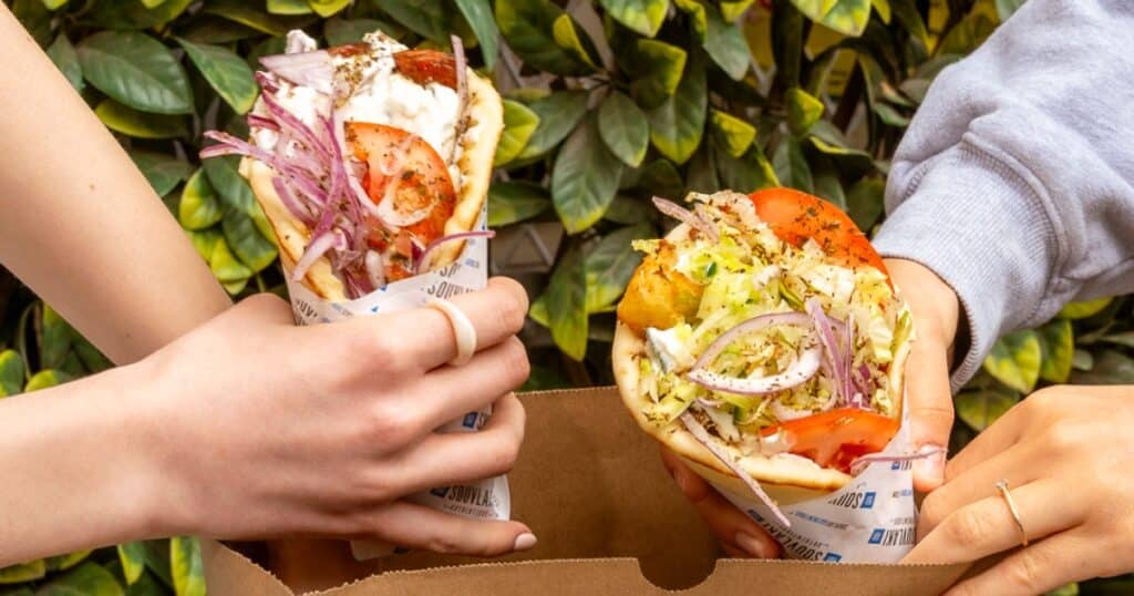 Late-Night Food in Montreal: Why Souvlaki Is Replacing Pizza After Hours