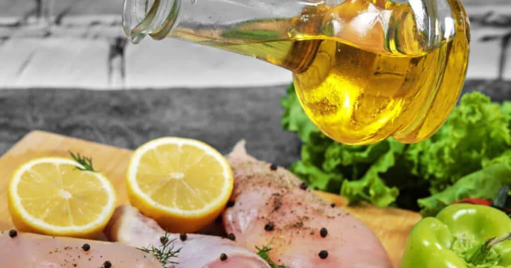 What Are the Ingredients You Need for the Best Greek Chicken Marinade?